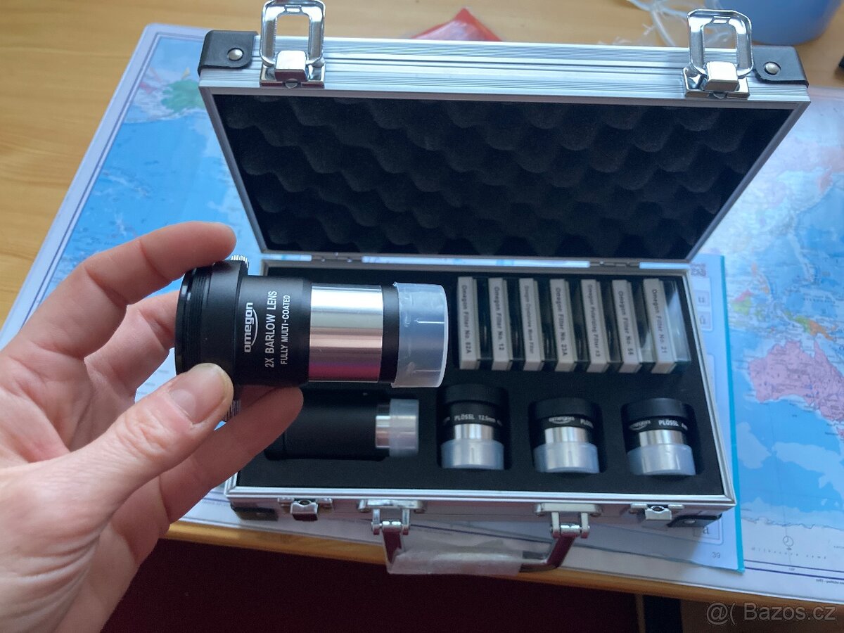 Dalekohled Celestron AstroMaster 130 a okulárový kufřík - 5