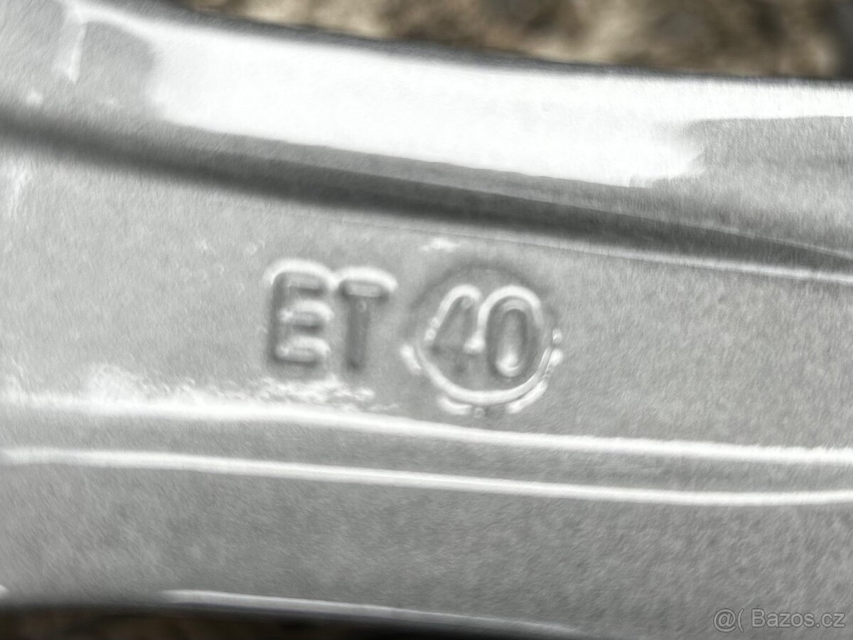 5x114,3 r17, alu kola , 215/60/17 - 5