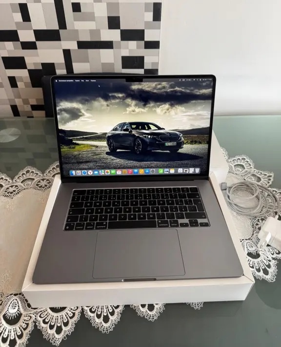 Apple Macbook Air 15,3 M2 8GB 512GB - 5