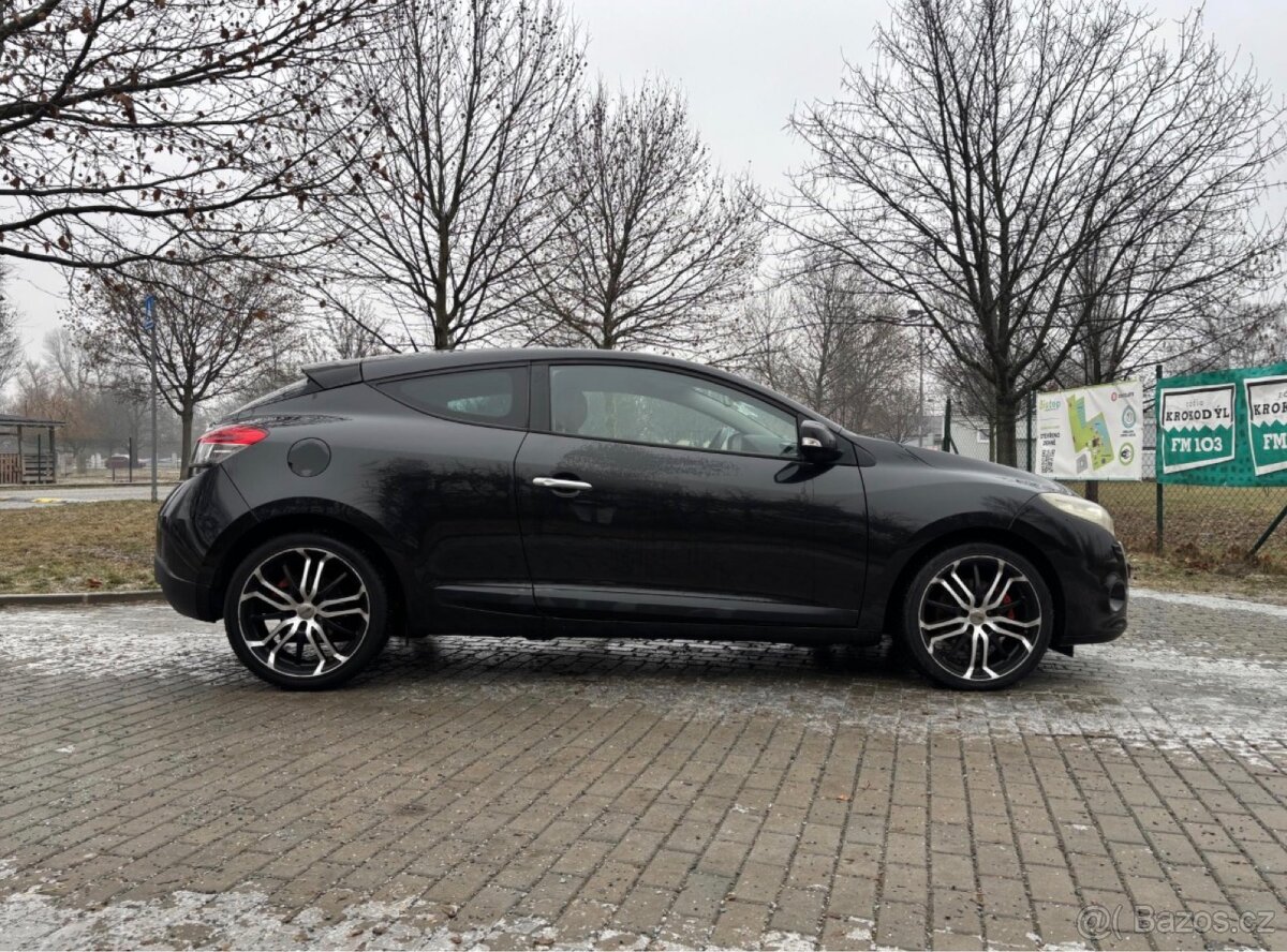 Renault Megane 2.0 TCe 132 kW Dynamique - BENZÍN - 5