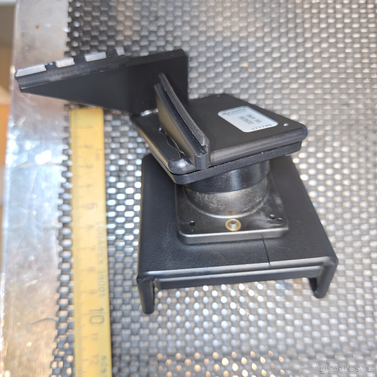 Držák mobilu pro vozy Volvo - 5