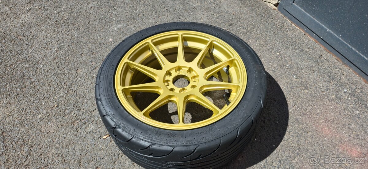 Japan Racing JR11 + Nankang NS-2R - 5