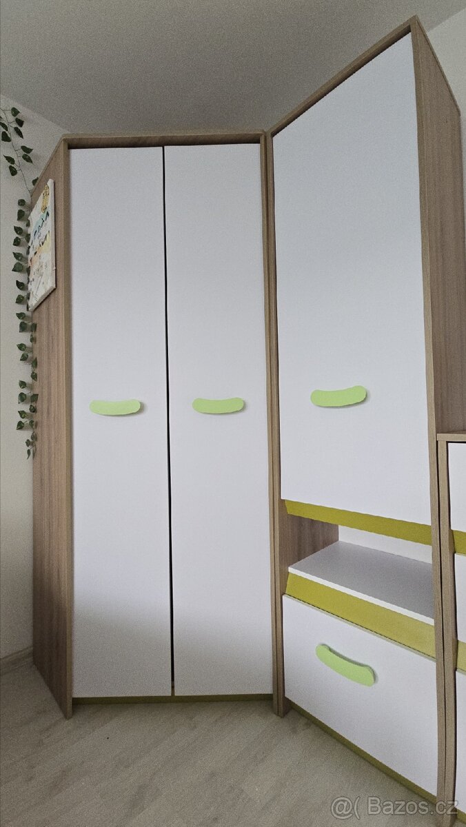Dětská šatní skříň - 5