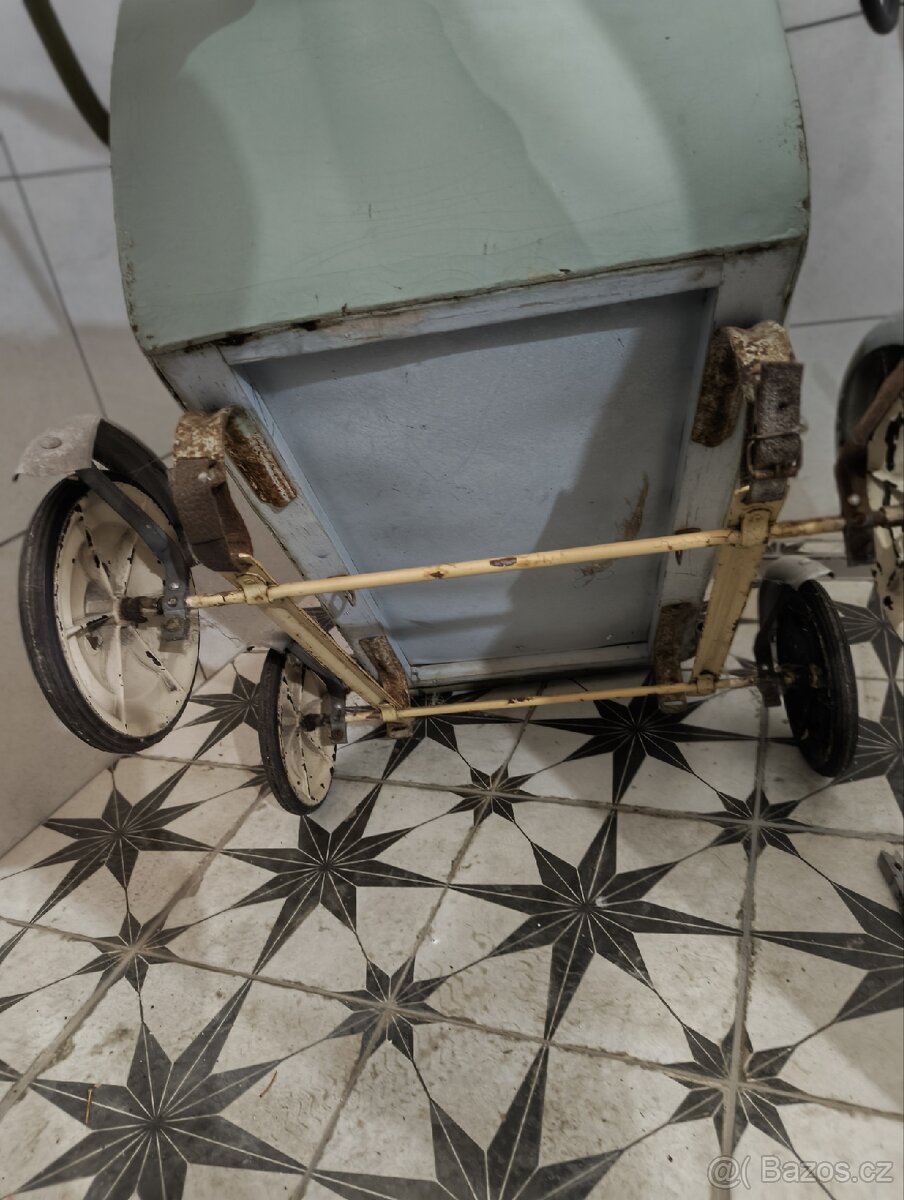 Kočárek pro panenky - 5