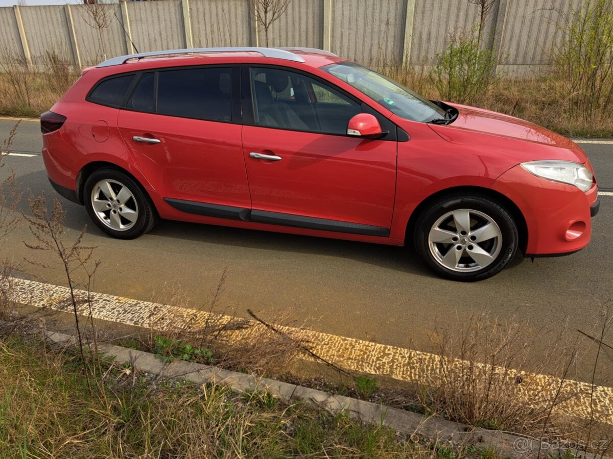 Renault Megane combi 1.6i - 5