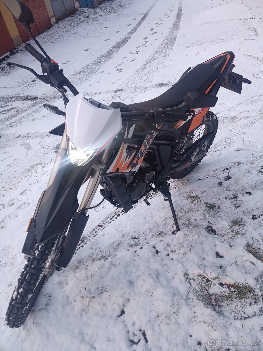 Yuki 125 i SE.Enduro