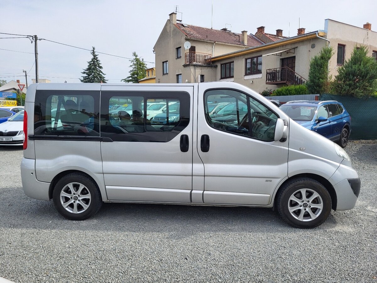 OPEL Vivaro 2.5 CDTi 107kW 8-míst WESTFALIA - 5