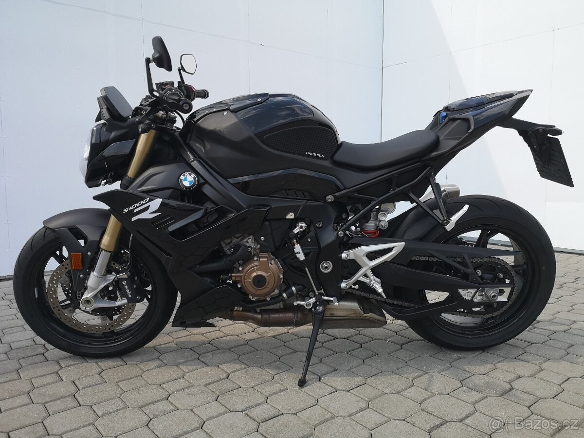 BMW S1000R r.v.2024, 1.majitel, nové v ČR. najeto 8.623 km - 5
