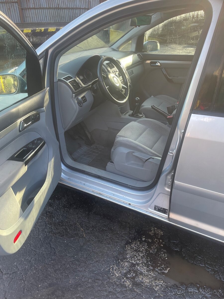 Touran - 5