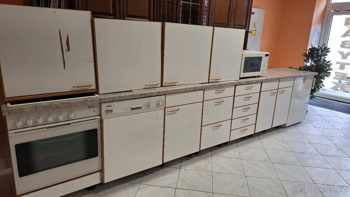 Kuchyňská linka německé výroby - 5