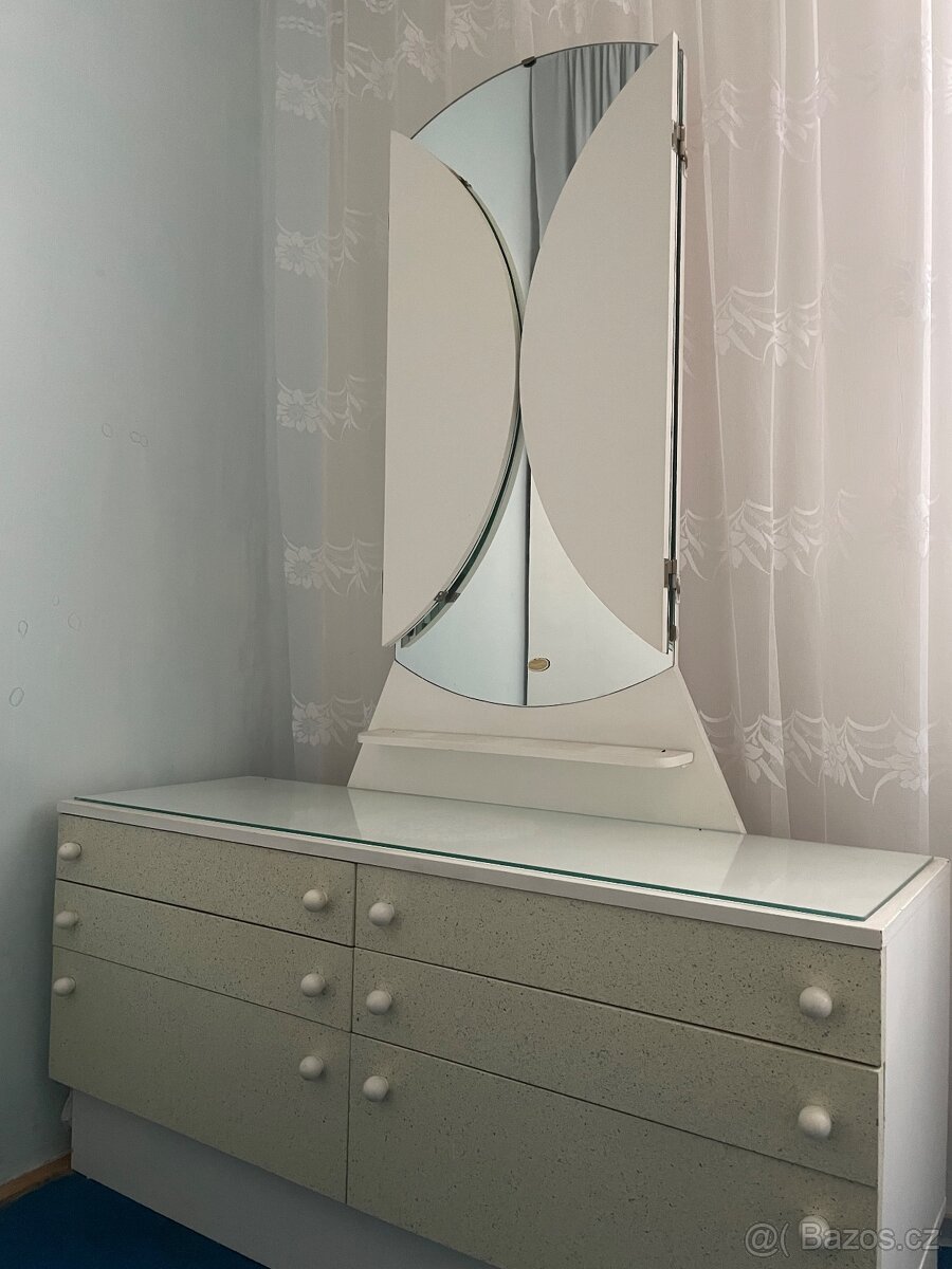 Postel a skříň - 5