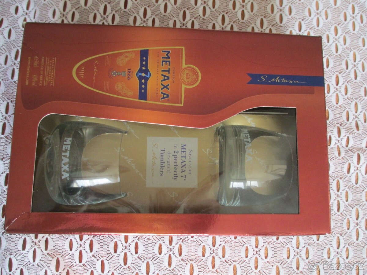 Dřevěná krabice obraz. krabice na víno a metaxu, košíček - 5