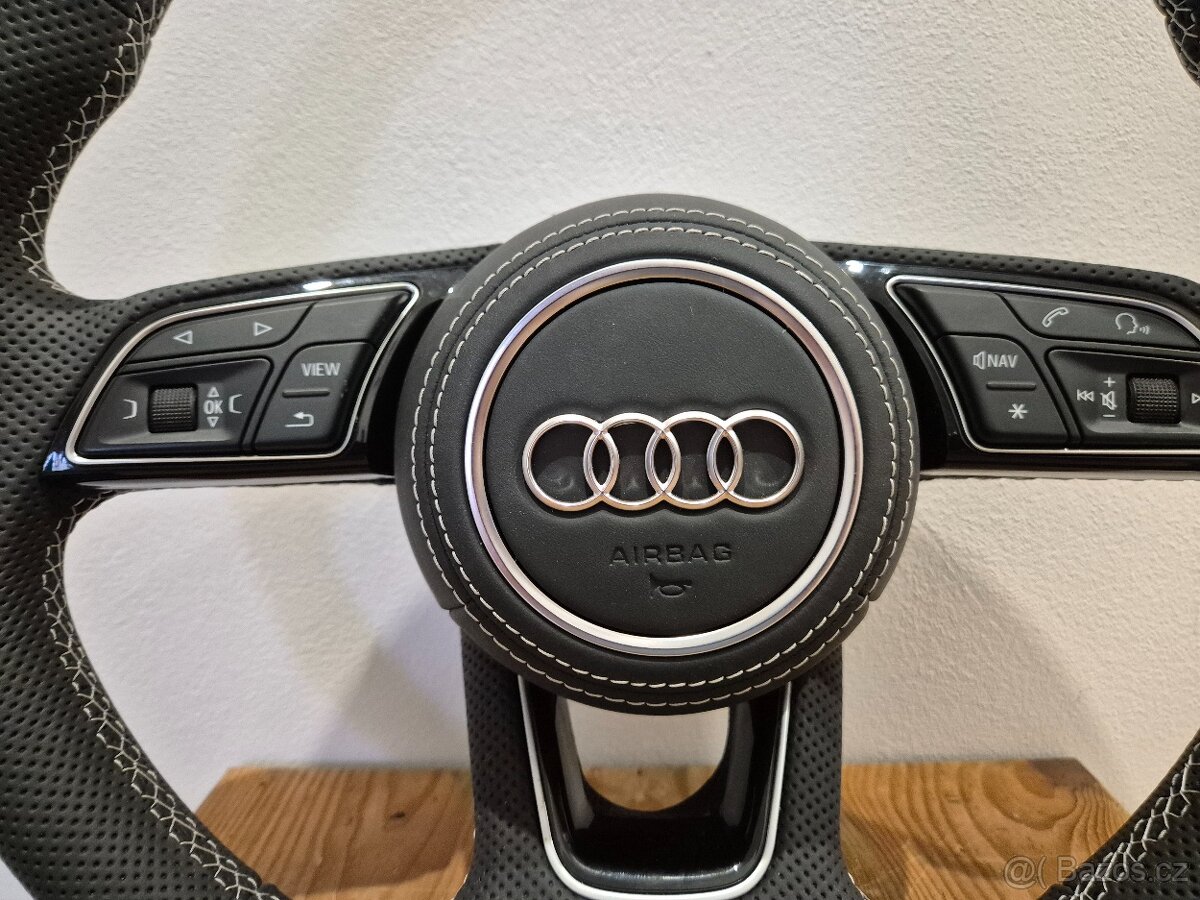 AUDI ŠPORTOVÝ VOLANT CELO-PERFOROVANÝ - 5