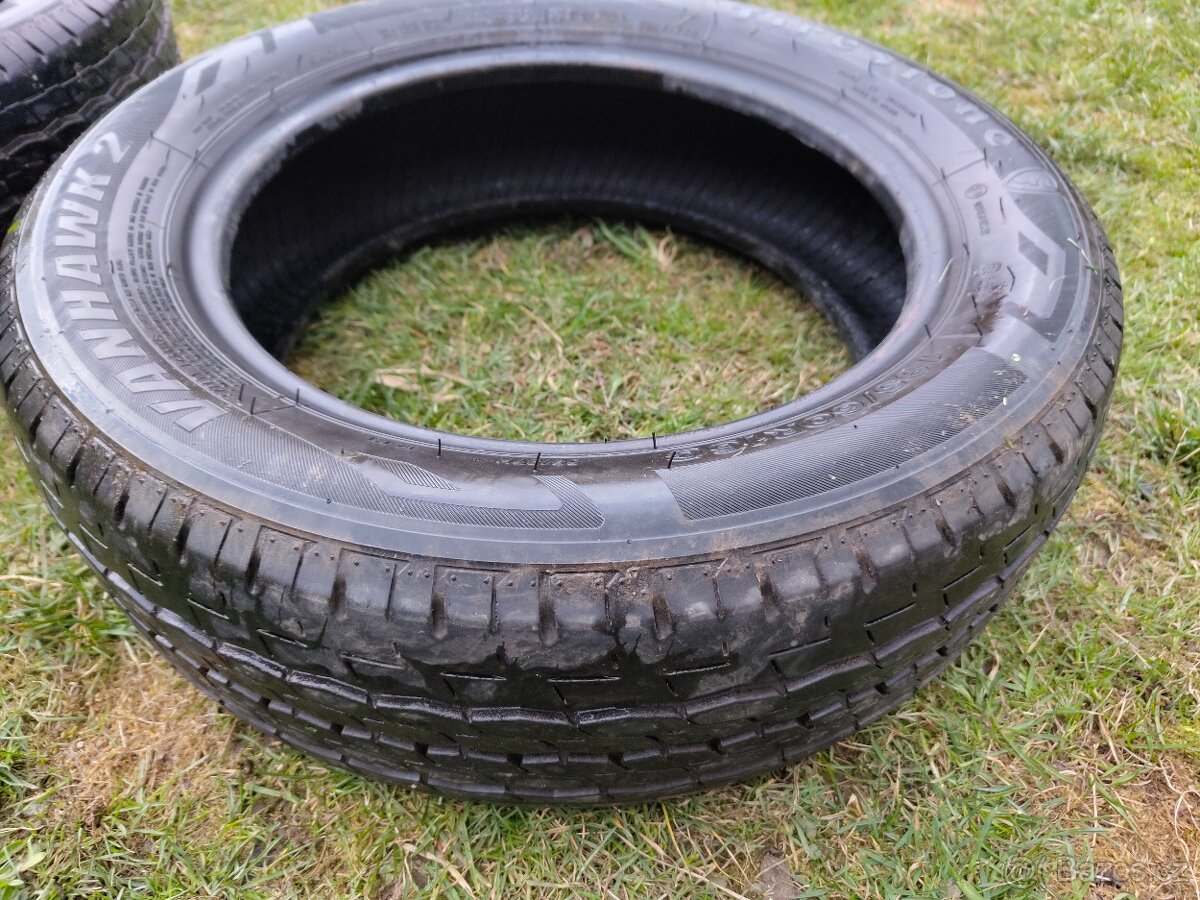 Pneu 195/60 R16 - 5