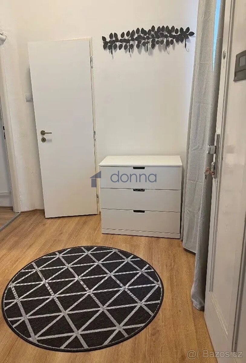 Pronájem bytu 2+kk/B, 44 m², ul. Náměstí Dr. Václava Holého, – pohled 5