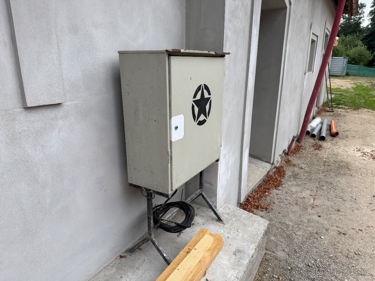 Stavební rozvadeč - 5