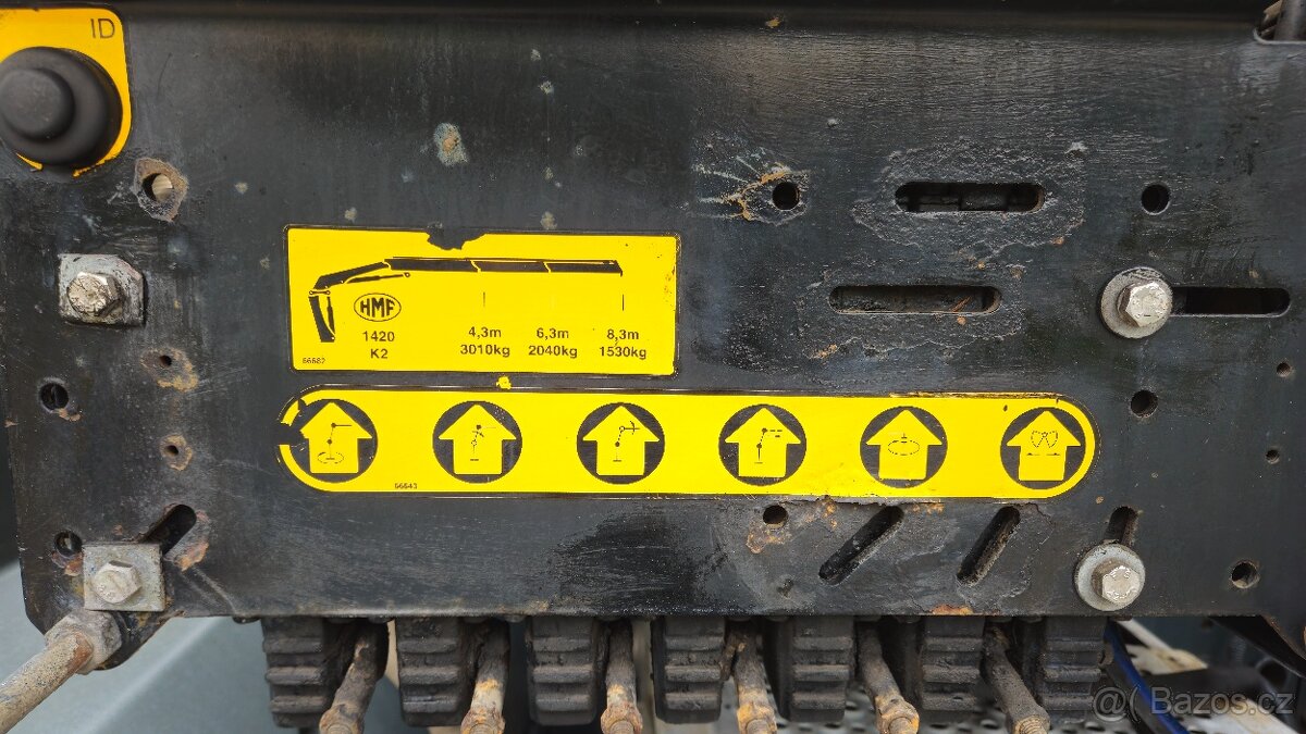 Hákový nosič kontejnerů s hyd. rukou Mercedes AXOR - 5