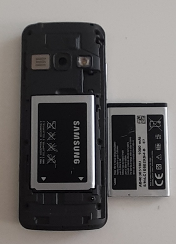 Samsung GT-S5610 - 5