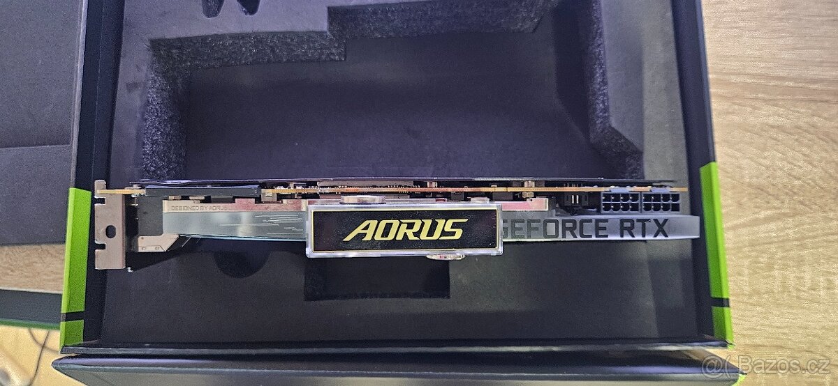 GIGABYTE AORUS GeForce RTX 3090 XTREME WATERFORCE WB 24GB - 5