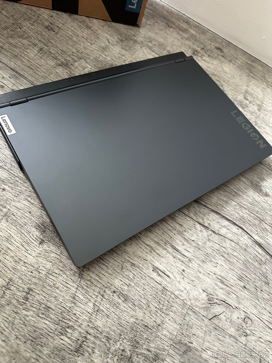 Herní notebook Lenovo Legion - Ryzen 5, 16GB, SSD - 5