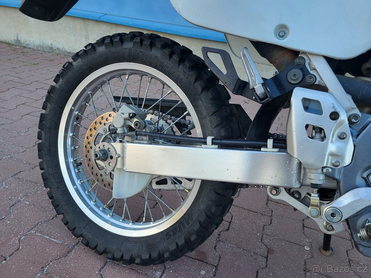 Suzuki DRZ 400