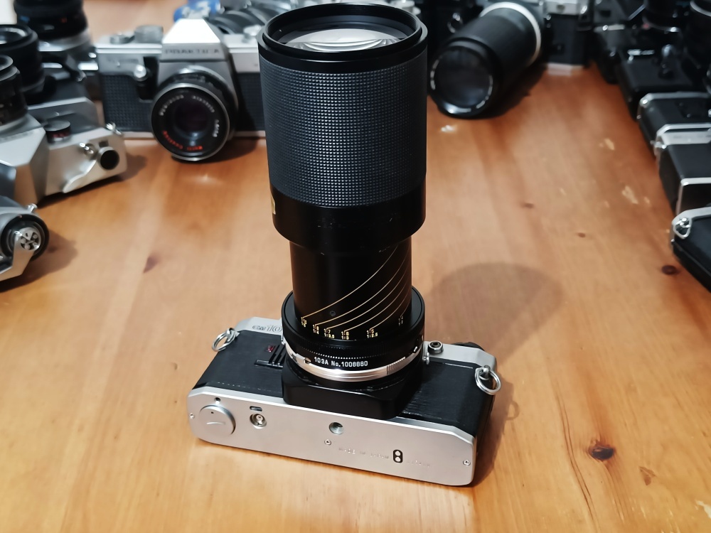 OLYMPUS OM-10 (Tamron 80-210mm CF Tele Macro) - 1979 - 5