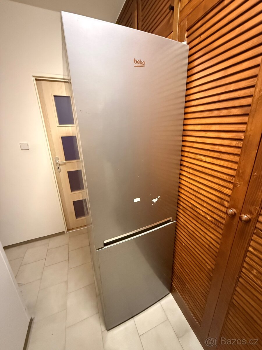 Lednice s mrazákem BEKO NO FROST - 5