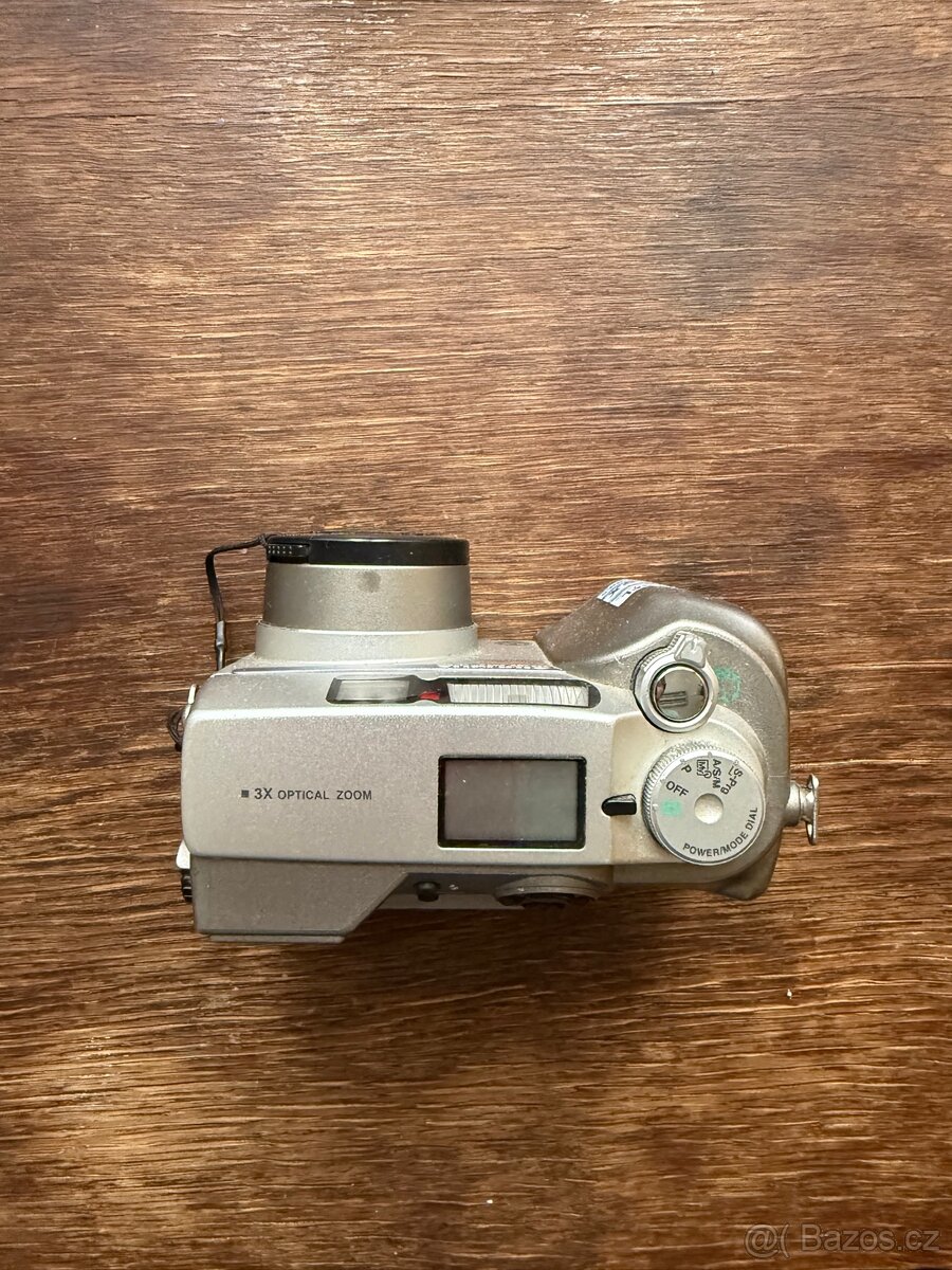 OLYMPUS Camedia C-3020 ZOOM - 5