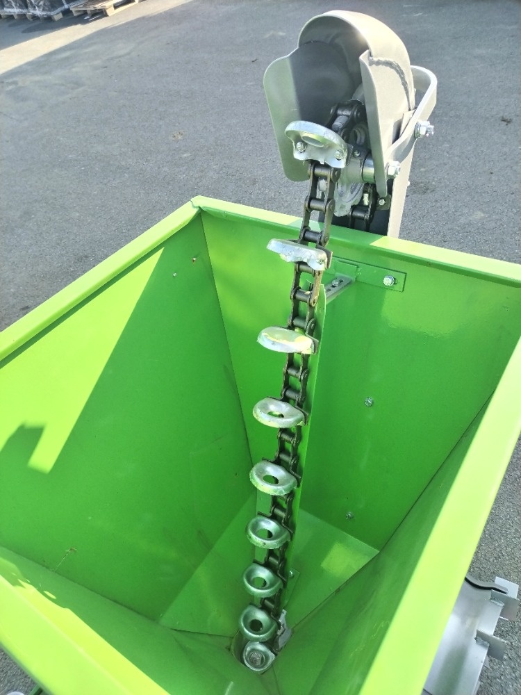 Sazeč brambor BOMET – jednořádkový - 5