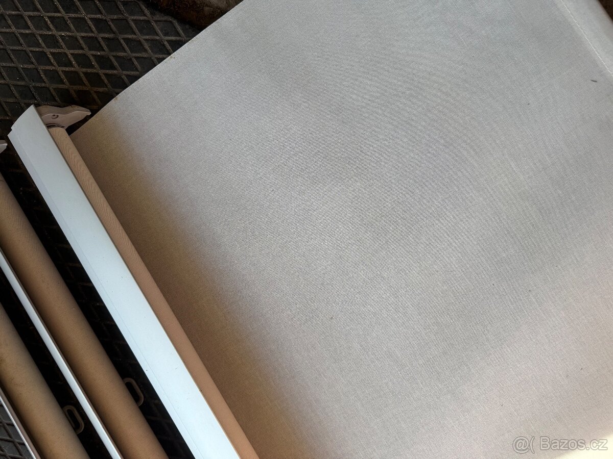 Rolety velux do střešního okna - 5