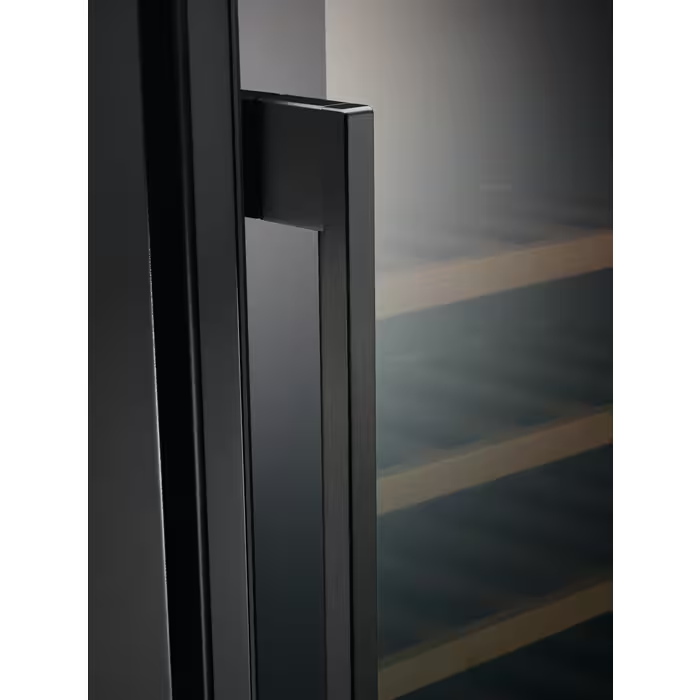 Vestavná vinotéka - nerozbalená - 5