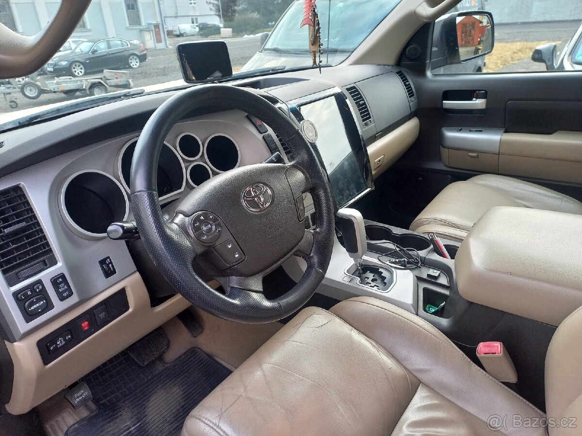 Toyota Tundra Limited