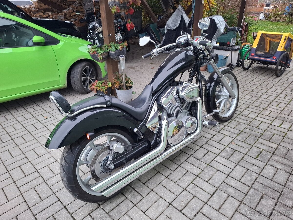 Honda VT 1300 fury - 5