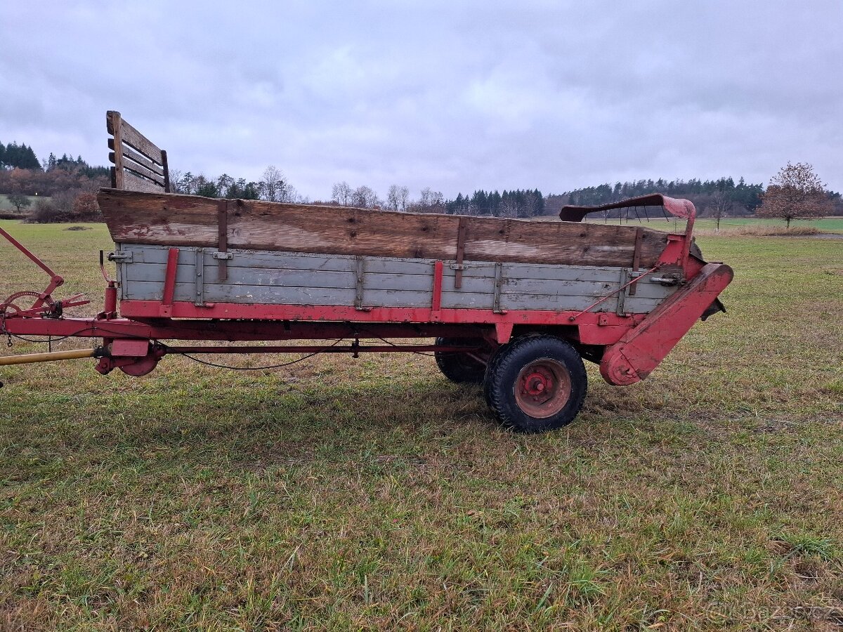 Rozmetadlo hnoje KRONE - 5