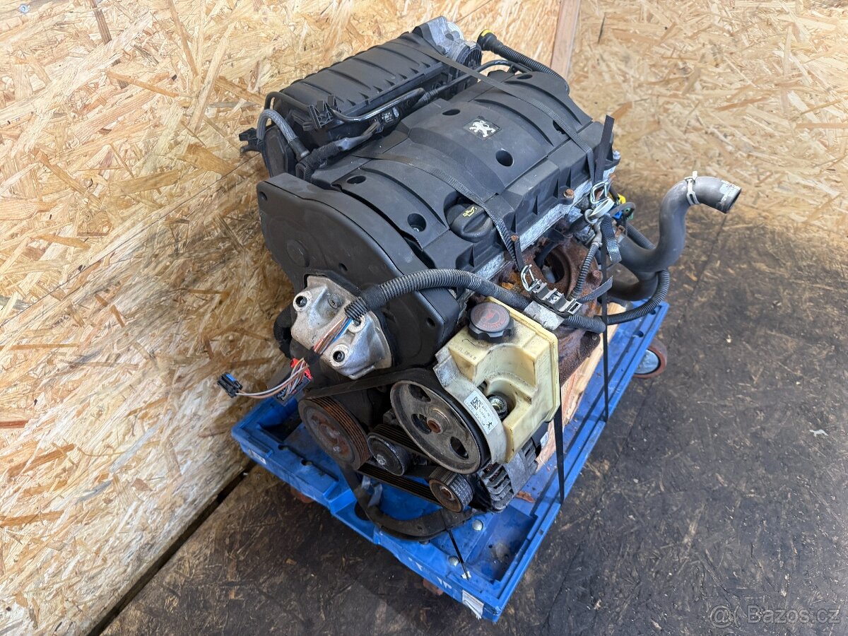 KOMPLETNÍ MOTOR 1.6 16V 80 KW NFU PEUGEOT - 5