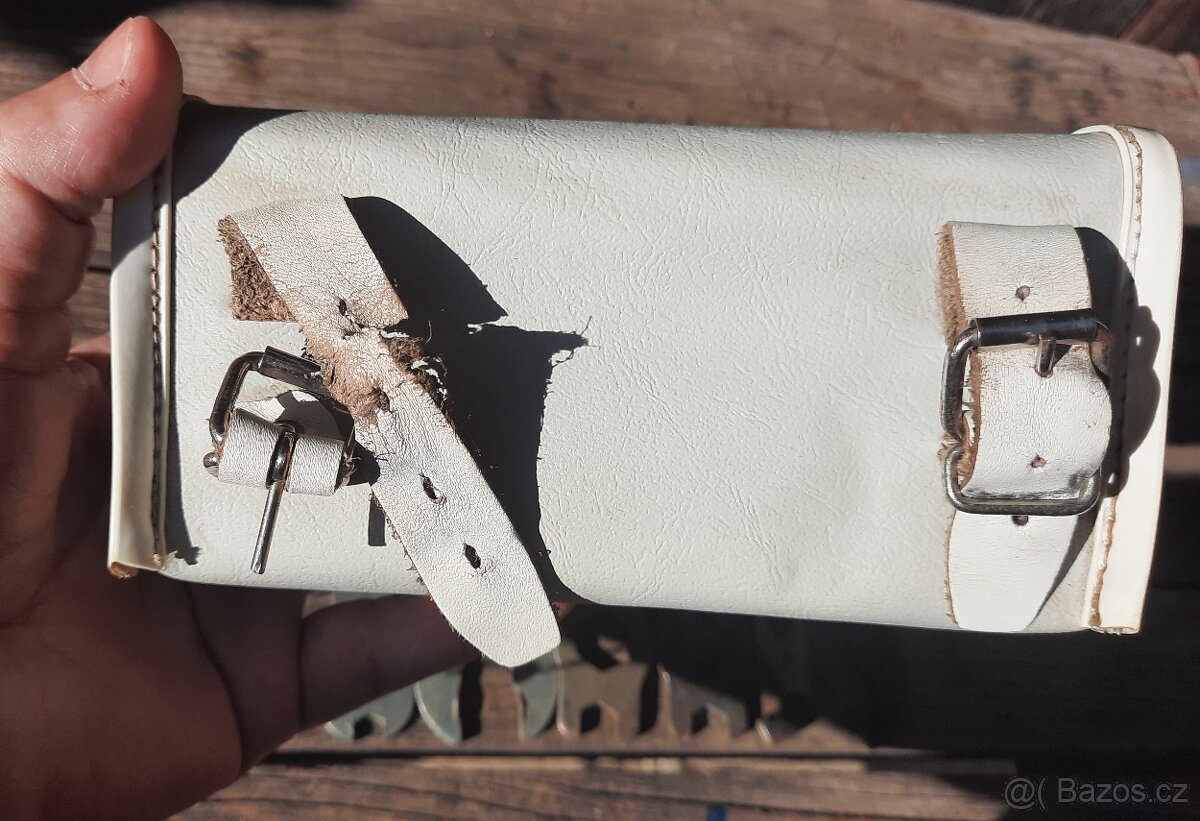 Brašnička pod sedlo / zrcátko - 5