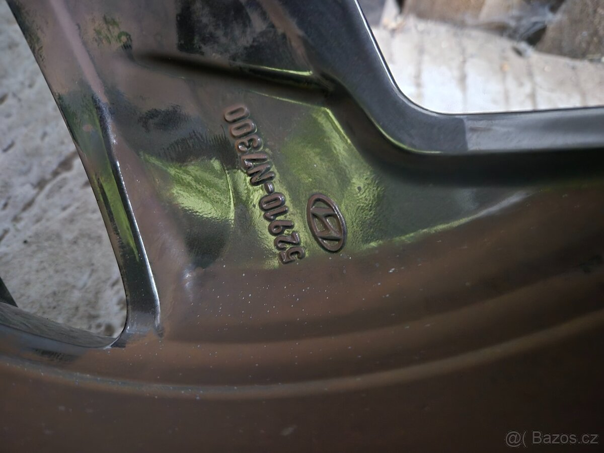 5x114,3 235/50 R19 hyundai - 5