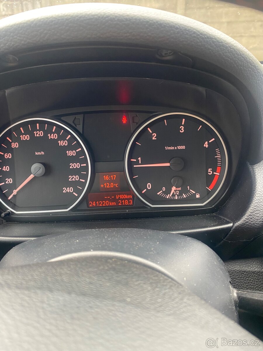 Bmw e87 118d 105kw - 5