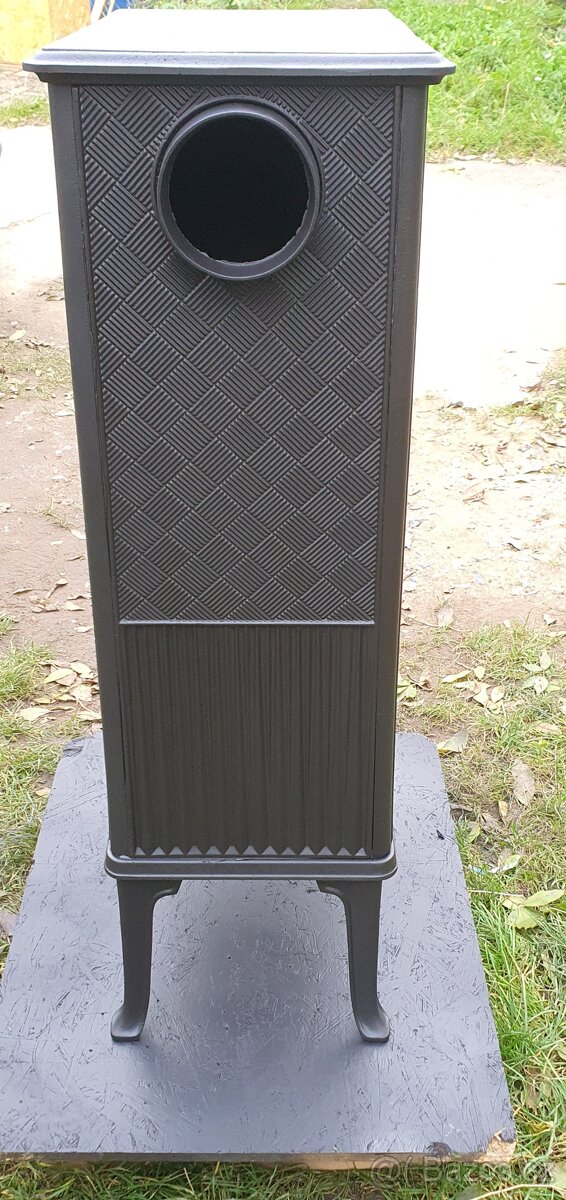 Litinová kamna Jotul F 606 černý lak - 5