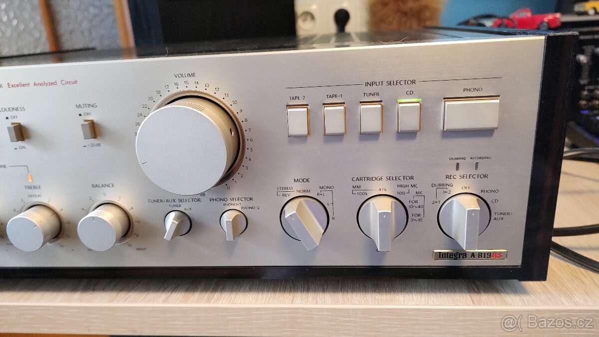 ONKYO Integra A-819 RS - 5