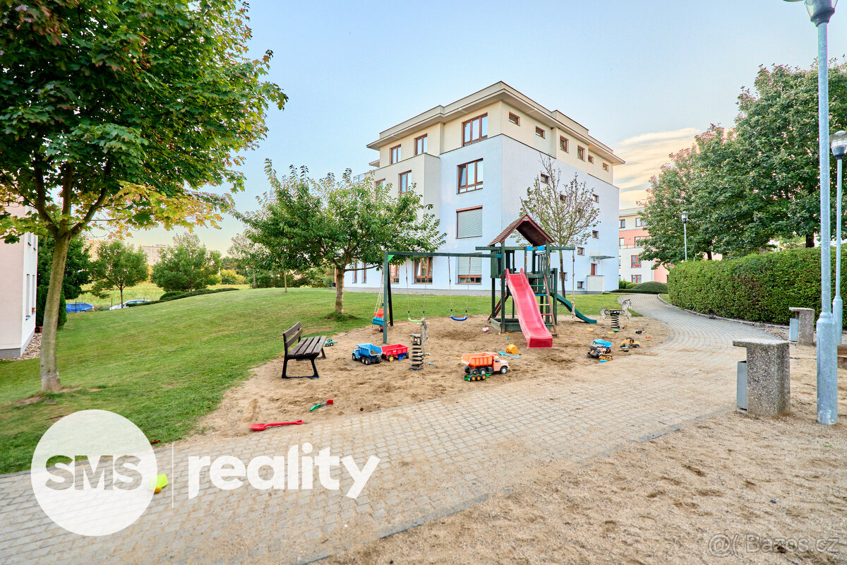 Moderní byt 4+kk s terasou, předzahrádkou a parkováním – Kyb - 5