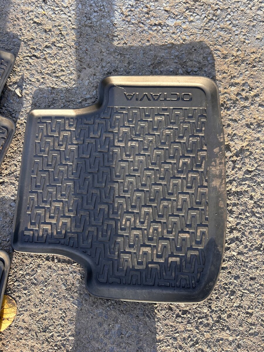 Prodám koberečky Škoda - 5