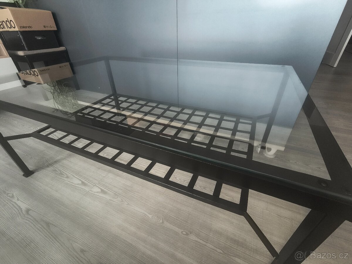 Konferenční stolek - 5