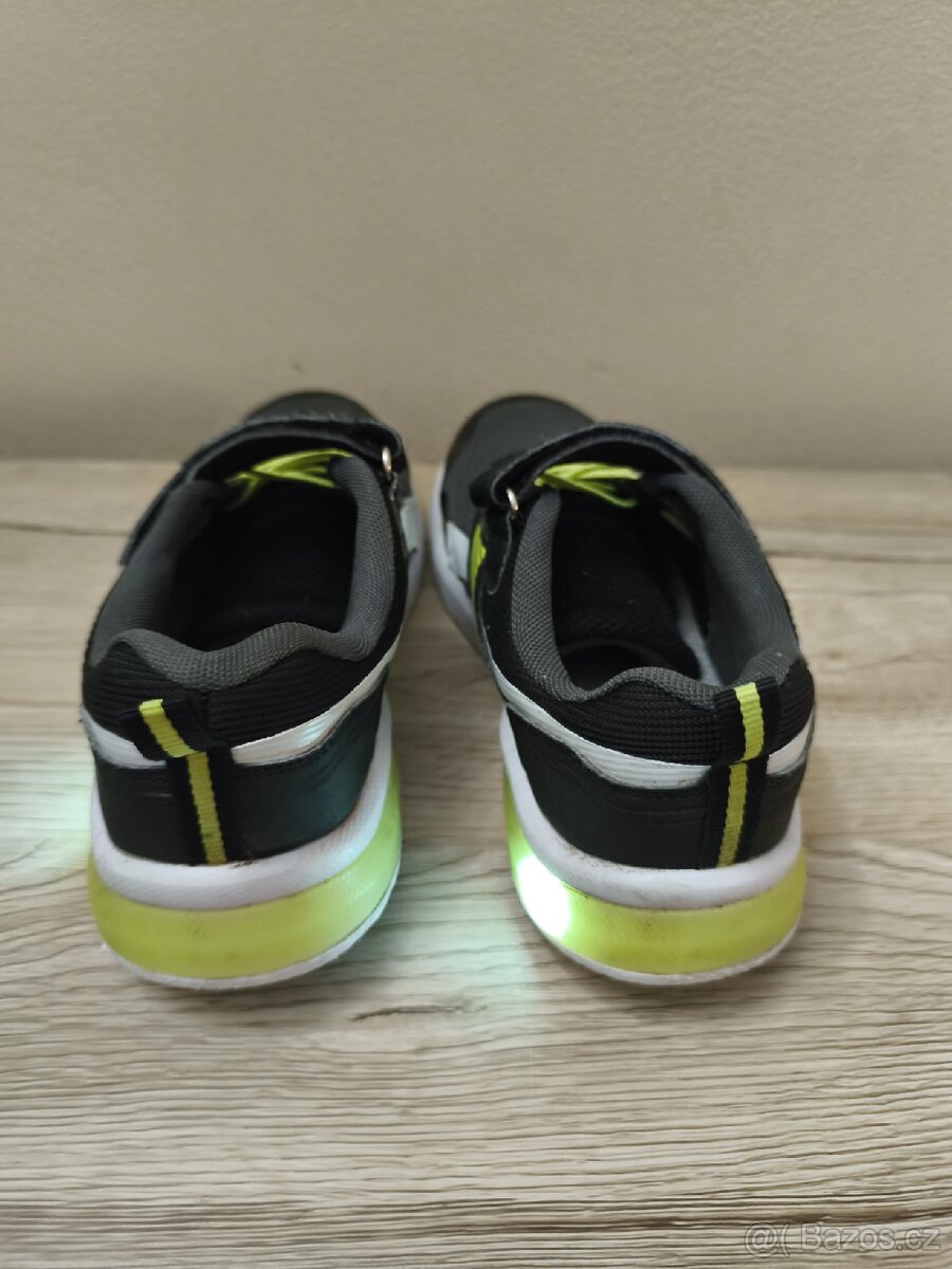 Blikající tenisky vel. 32 - 5