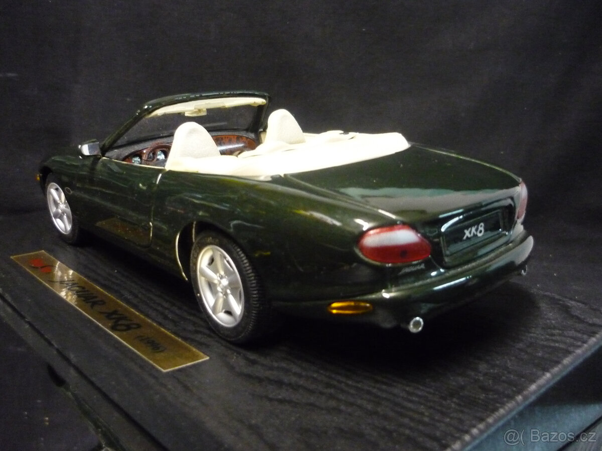 Jaguar XK8 1996 Maisto 1/18 - 5