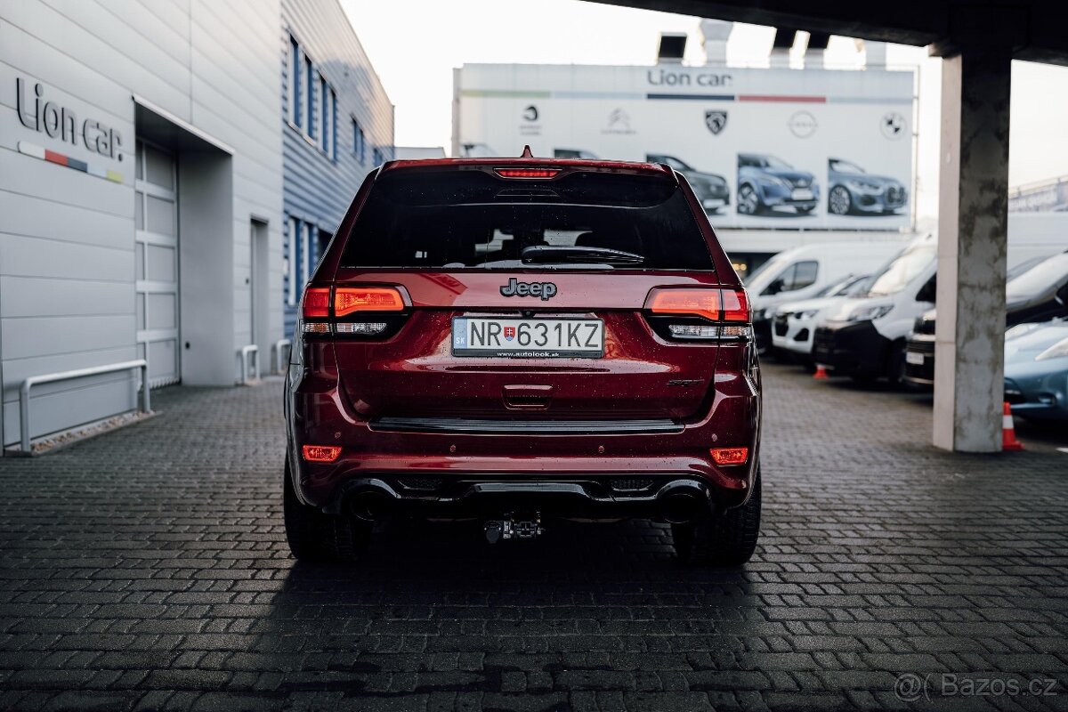 JEEP GRAND CHEROKEE SRT 6.4 HEMI V8