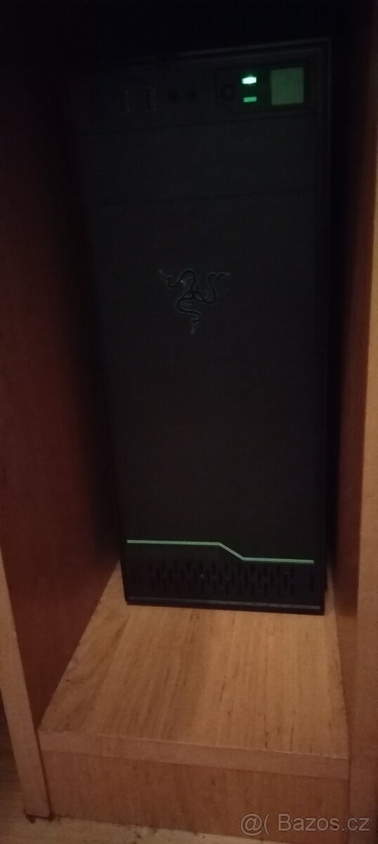 Kompletni PC monitor +klavesnice+ mys + repro + wifi + Gamep - 5