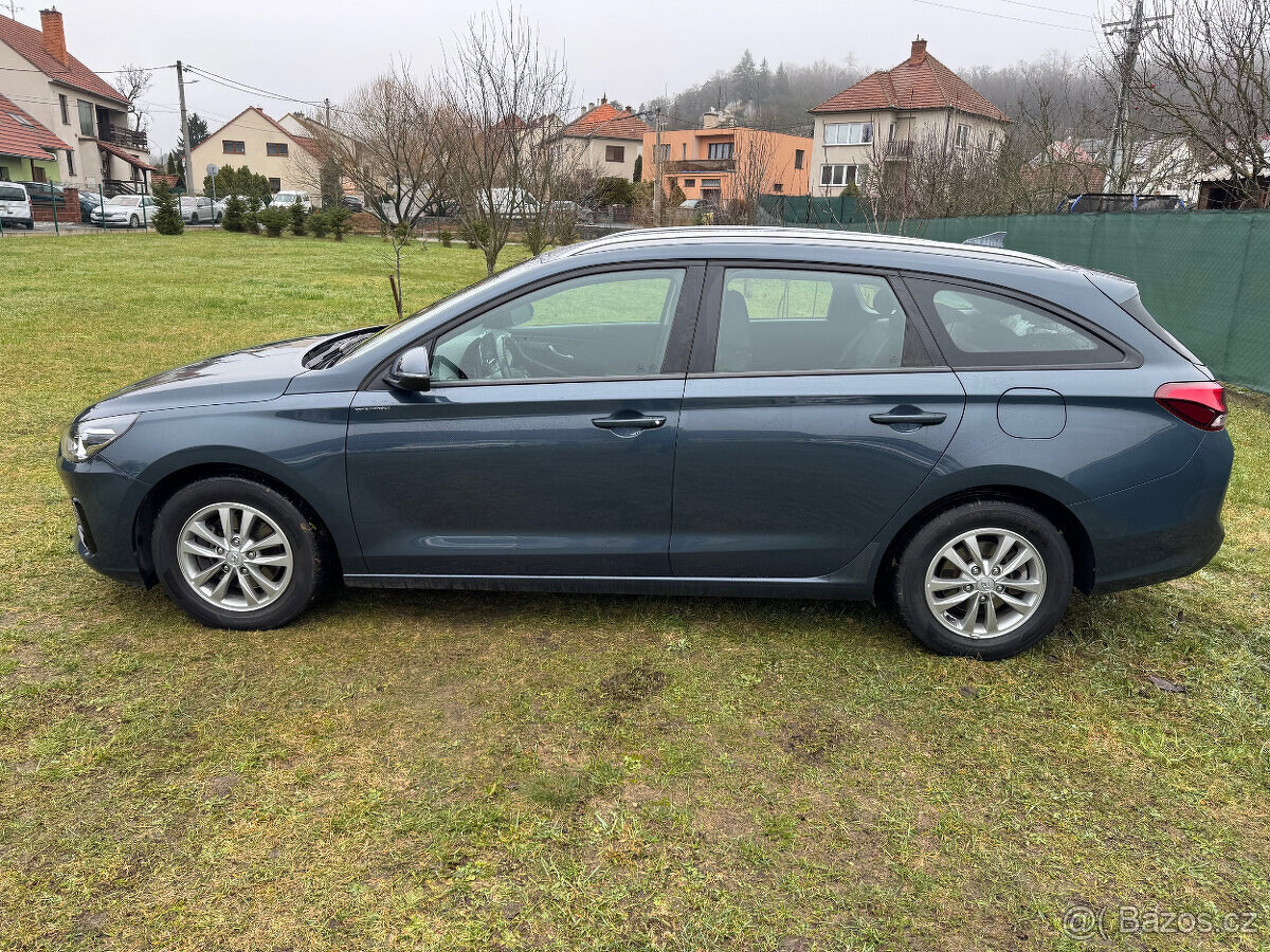 i30 1.6CRDi 85kW NOVÝ MODEL ZÁRUKA KAMERA 2x KOLA ČR DPH - 5