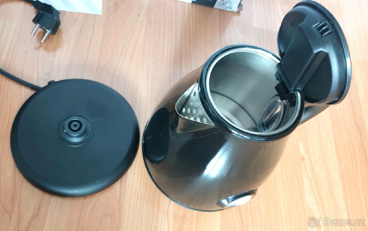 Rychlovarná konvice Impolio 57010 - 5