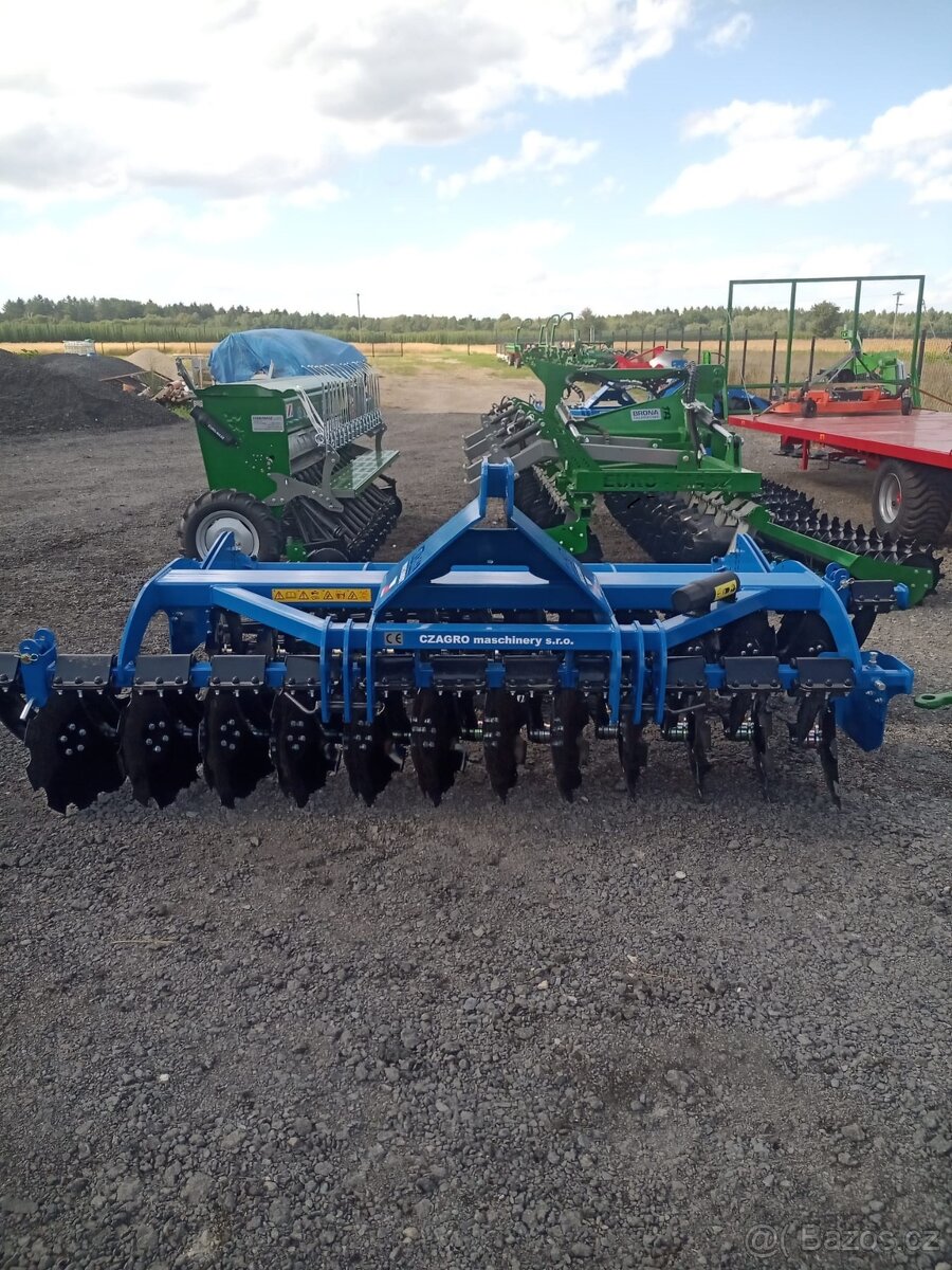 Diskový podmítač CZAGRO maschinery ZEUS strong 300 - 5